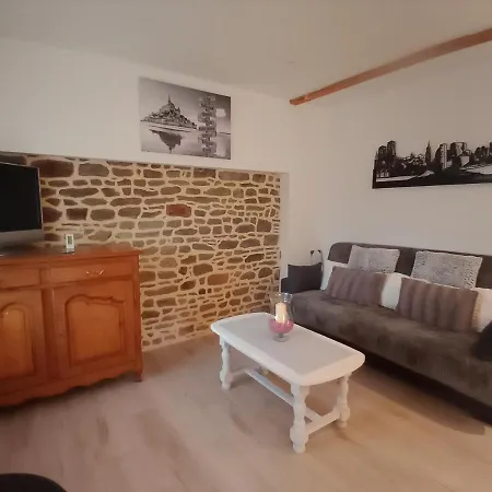 Le Moulin En Baie Du Mont St Michel *