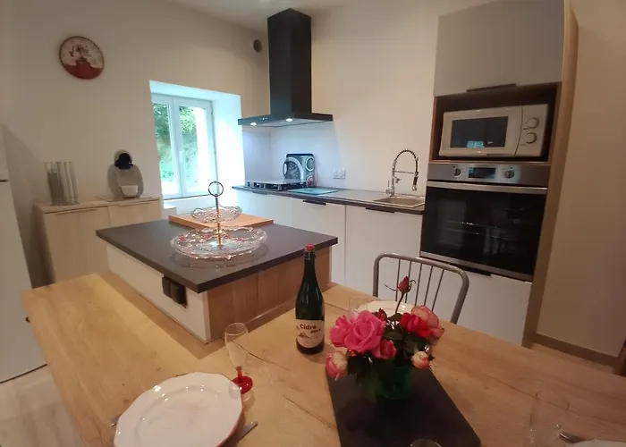 Le Moulin En Baie Du Mont St Michel * Bacilly