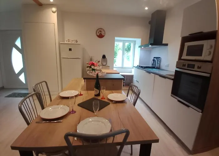 Le Moulin En Baie Du Mont St Michel *